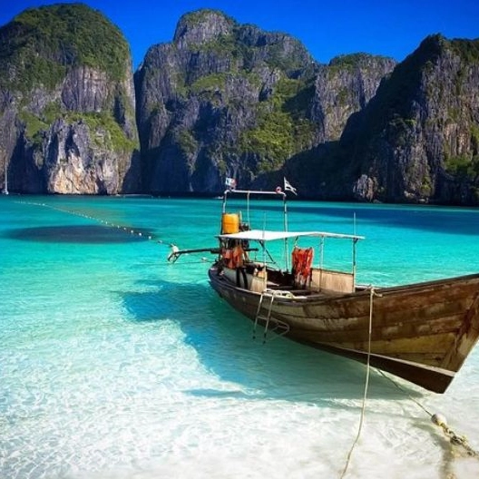Phi Phi Island-Big ...